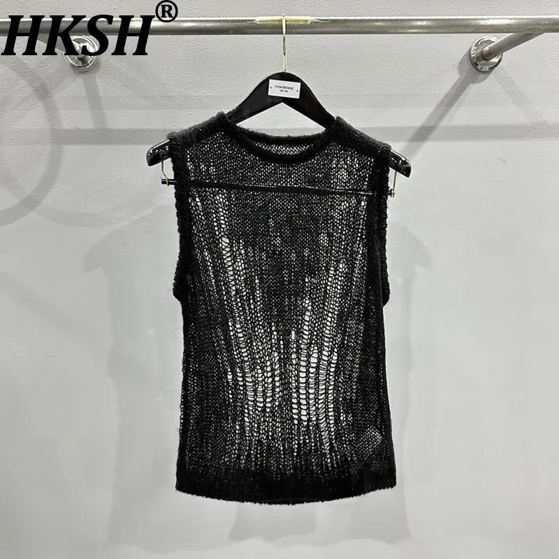 

HKSH Women Chic Vest O-neck Hollow Out Dark Style Versatile Sexy Streetwear Knitted Ripped Pullover Tank Tops New Summer HK20356