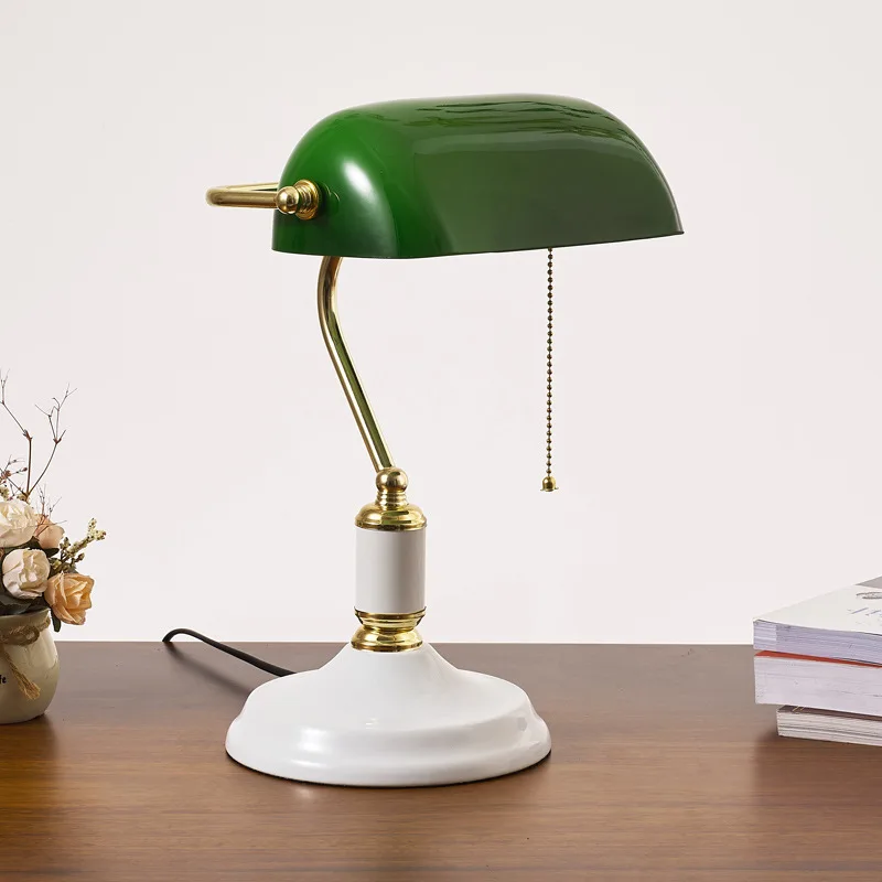 Imagem -03 - Estilo Europeu Candeeiro de Mesa de Vidro Retro Office Desk Lamp Branco Sala de Estar Quarto Decorativo Bedside Desk Lamp