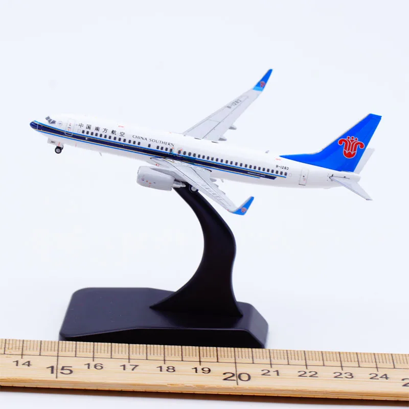 XX4054 Alloy Collectible Plane Gift JC Wings 1:400 China Southern 