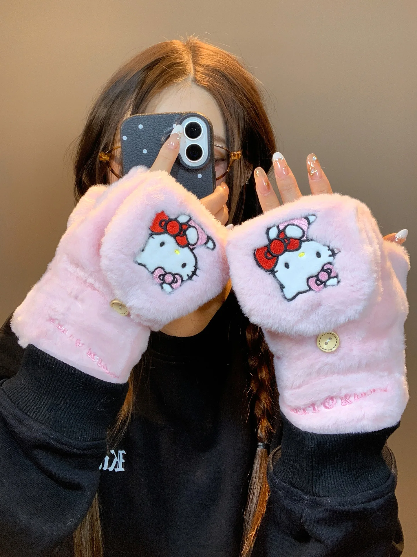 الوردي مرحبا كيتي الفتيات القفازات شتاء جديد لطيف الكرتون التطريز أفخم الدافئة الوجه متابعة القفازات لينة مريحة الدراجات القفازات #2