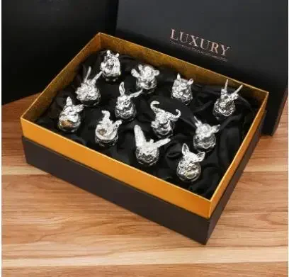 Twelve Zodiac Liquor Wine Glass Set Household Small Wine Glasses Hip Flasks Chinese Imitation European Drinkware Exquisite Gift