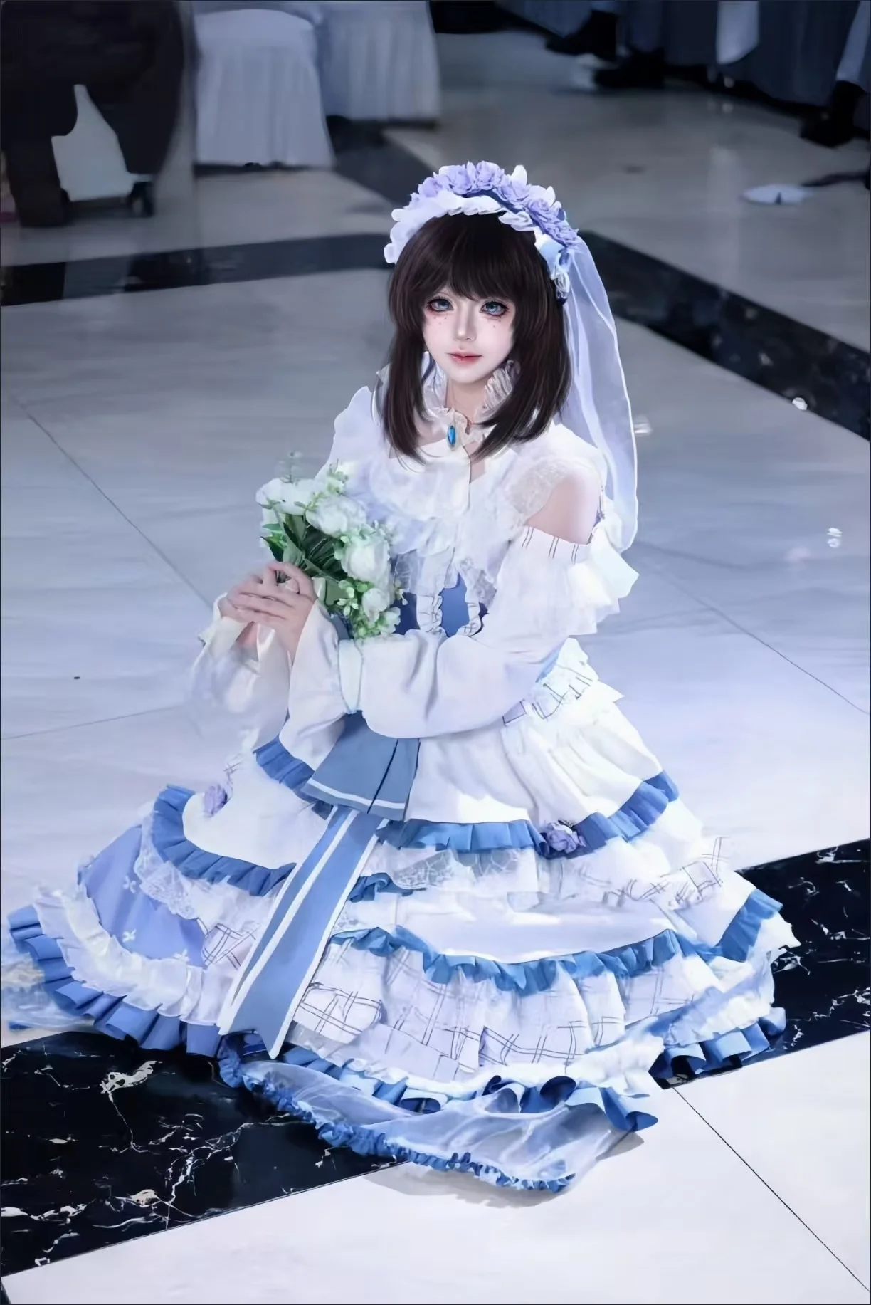 البستاني تأثيري حلي الهوية الخامس تأثيري أداء زي أنيمي الرسوم المتحركة البدلة شعر مستعار والأحذية