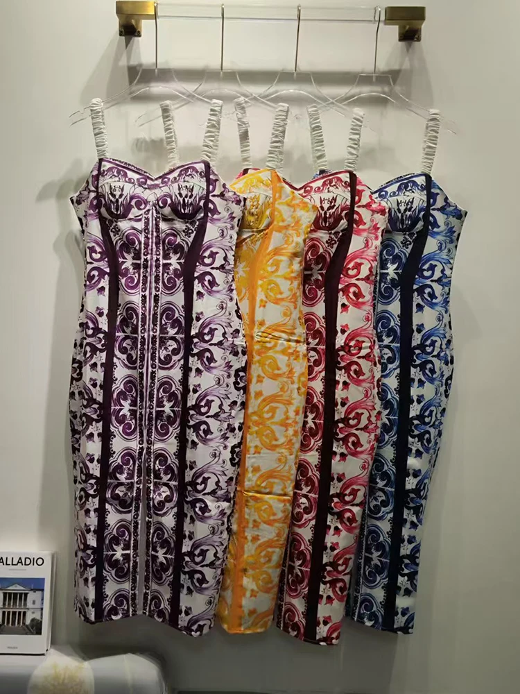

Summer 2025 women's retro geometric print strapless halter dress with a color-blocked back, cinched waist and body-hugging skirt