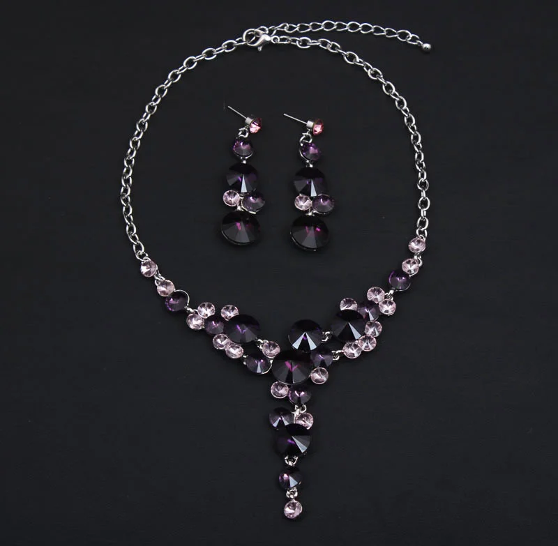 

Amethyst glass short necklace collar chain for women. High-quality waterproof jewelry. Gift for your wife.