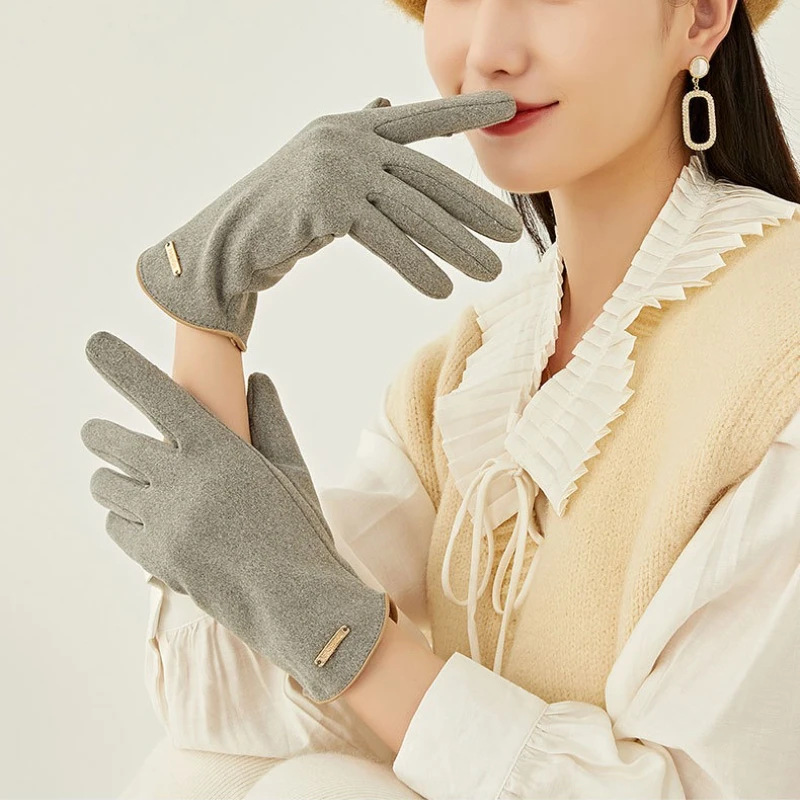 ถุงมืออุ่นสำหรับผู้หญิง ฤดูใบไม้ร่วงและฤดูหนาว ผ้าฟลีซหนา อุ่นสบาย สำหรับขับรถ ปั่นจักรยาน ใช้หน้าจอสัมผัสได้ ถุงมือผ้าฟลีซเยอรมัน