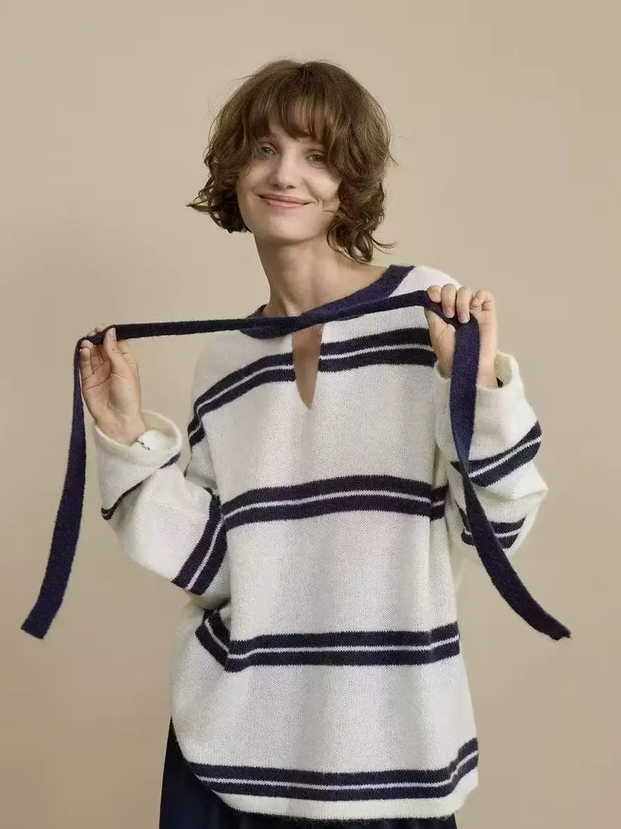 

A stylish color-blocking striped ribbon laid-back knitted versatile shirt for women
