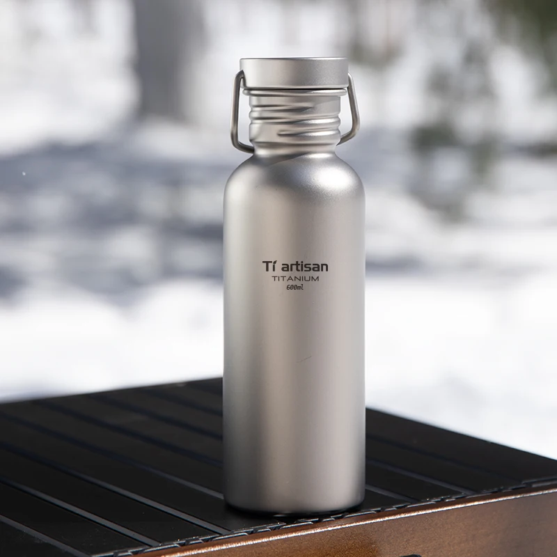 Gourde de sport ultralégère en titane pur Tiartisan avec pochette de rangement, bouteille d'eau portable anti-fuite pour le camping en plein air et le cyclisme