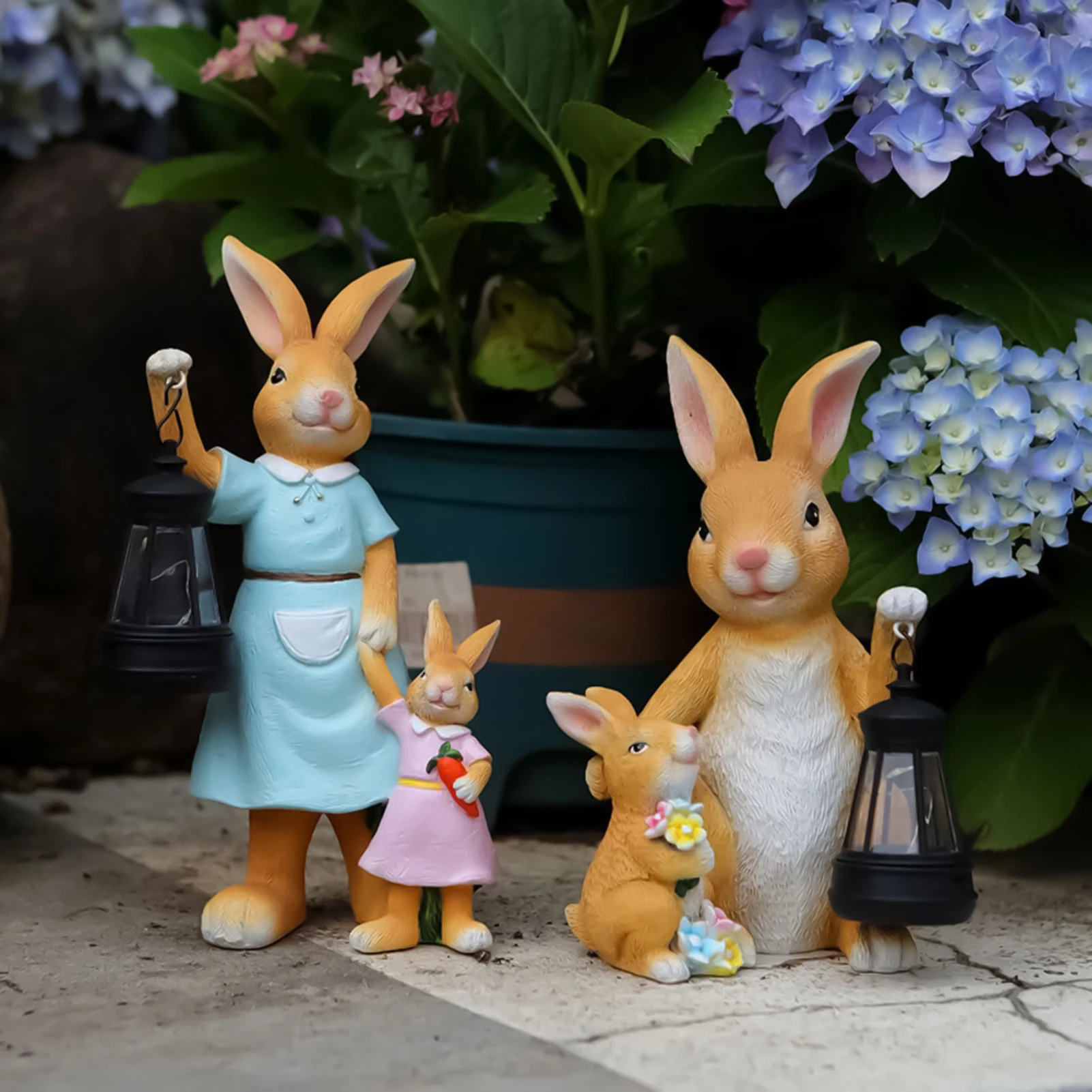 

Bunny Lamp with Lantern Resin Weatherproof Easter Decor Cute Solar Lights Outdoor Waterproof for Yard Lawn Patio Porch Pathway