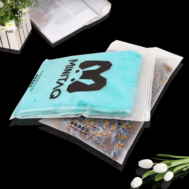 

2025customized.Custom% Recyclable Compostable Plastic Bags Frosted Poly Zipper Bags Clothes Shoes Packaging