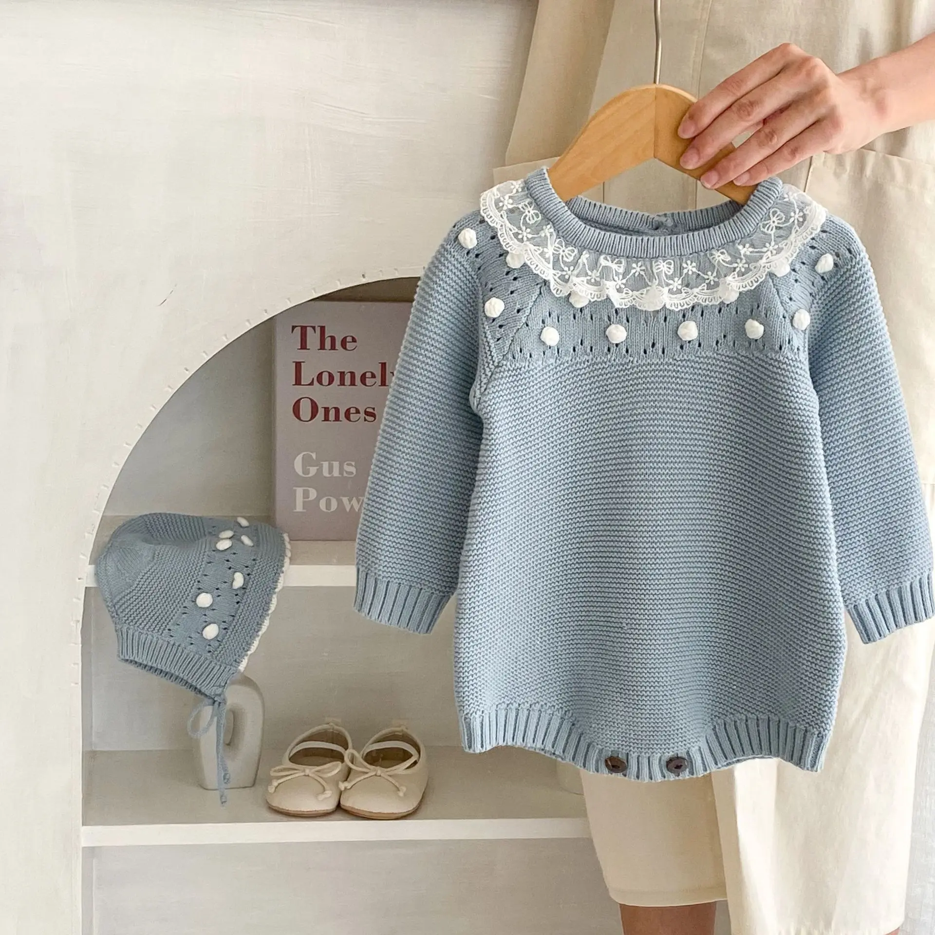 Spring and Autumn New Baby Girls Fashion Lace Collar Handmade Dotted Long Sleeve Sweetheart Round Neck Wrap Top+Optional Hat