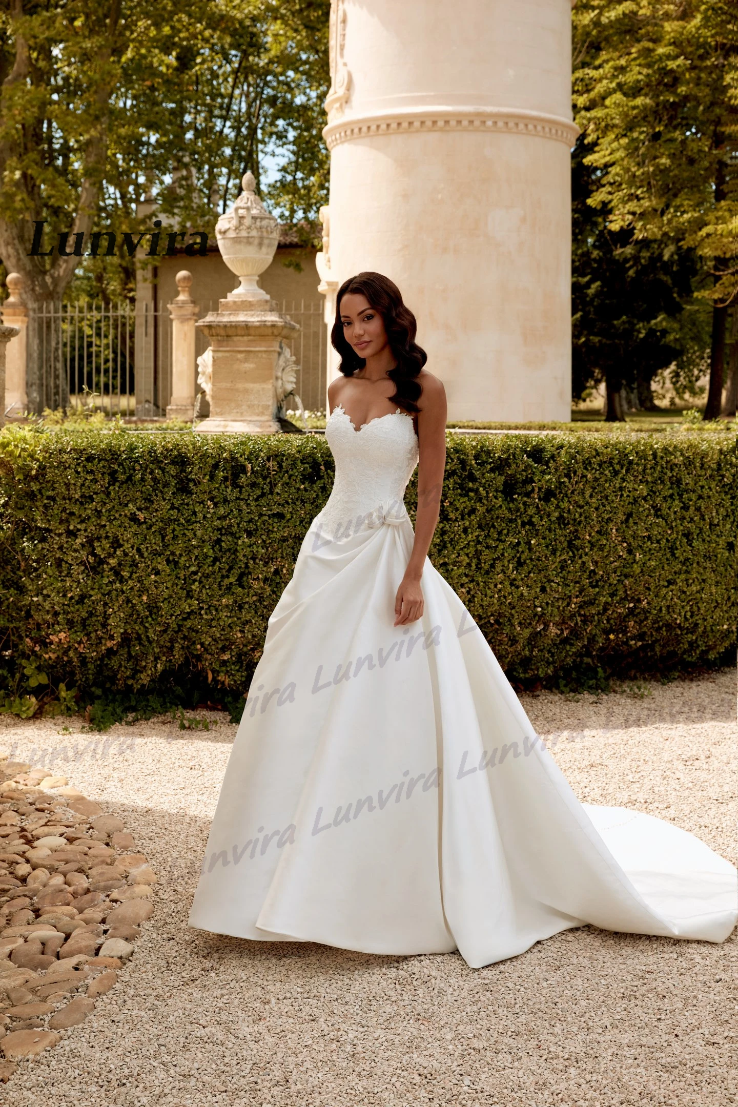 Lunvira Trendy 3D Flowers Wedding Gown Lace Appliques Off the Shoulder Satin A-line Sweetheart Vestidos De Novia Customized
