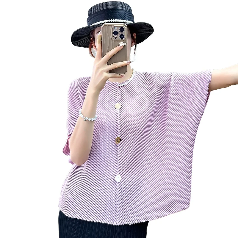 Miyake Pleated 2024 Summer Casual Korean Style Bat Short-sleeved Round Neck Button Solid Color Fashionable Slim Top for Women