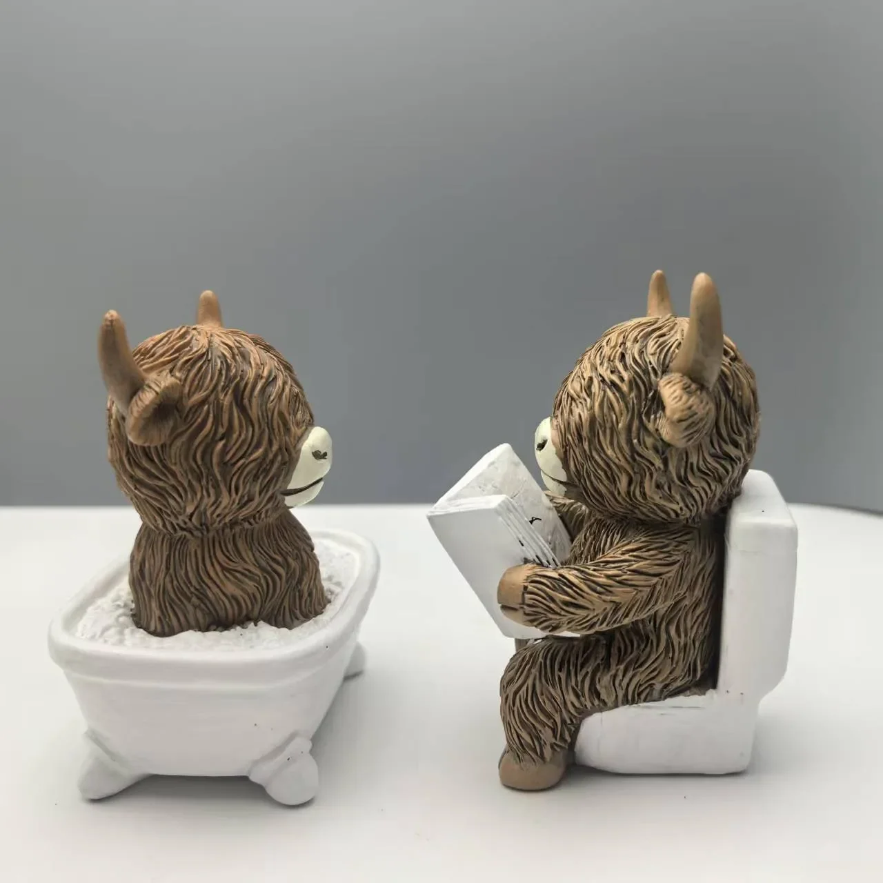 1/2PCS Highland Cow Figurines Highland Cow Gnomes Resin Statue Calf Gifts for Home Garden Kitchen Office Tiered Tray Table Decor