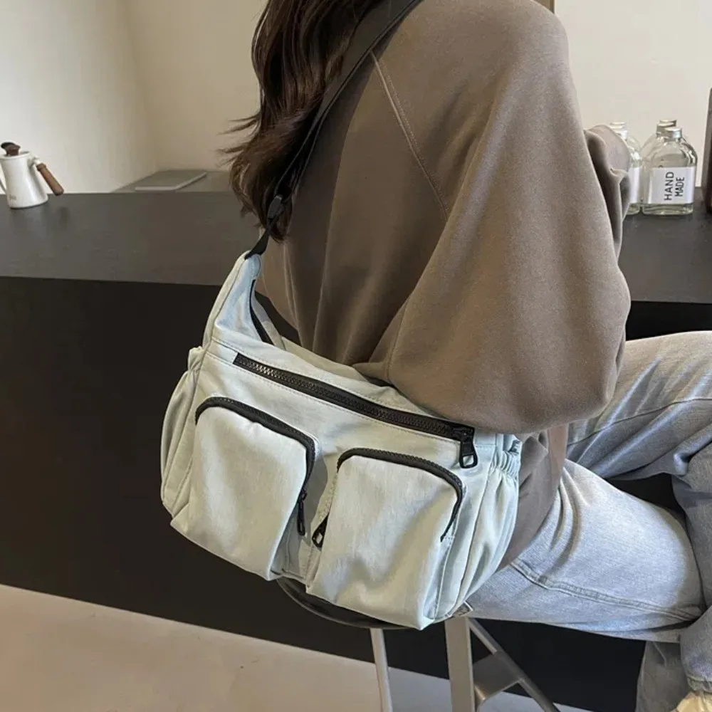 Borsa a tracolla da uomo Hiphop borsa a tracolla quadrata in tela di grande capacità con cinturino regolabile borsa da donna in stile Harajuku quotidiana