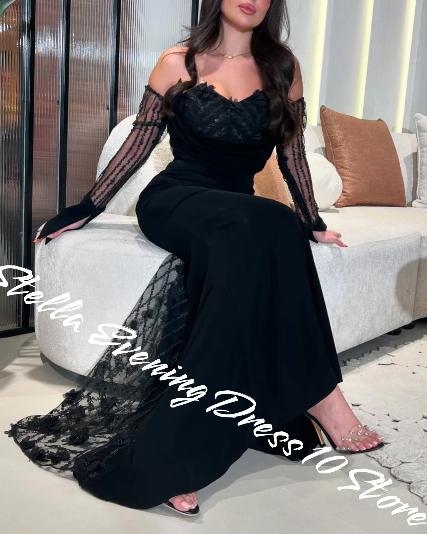 Customized Exquisite Black Jersey Evening Dresses Modern Lace Strapless Prom Dress Detachable Sleeve Sweep Train Robe de soirée