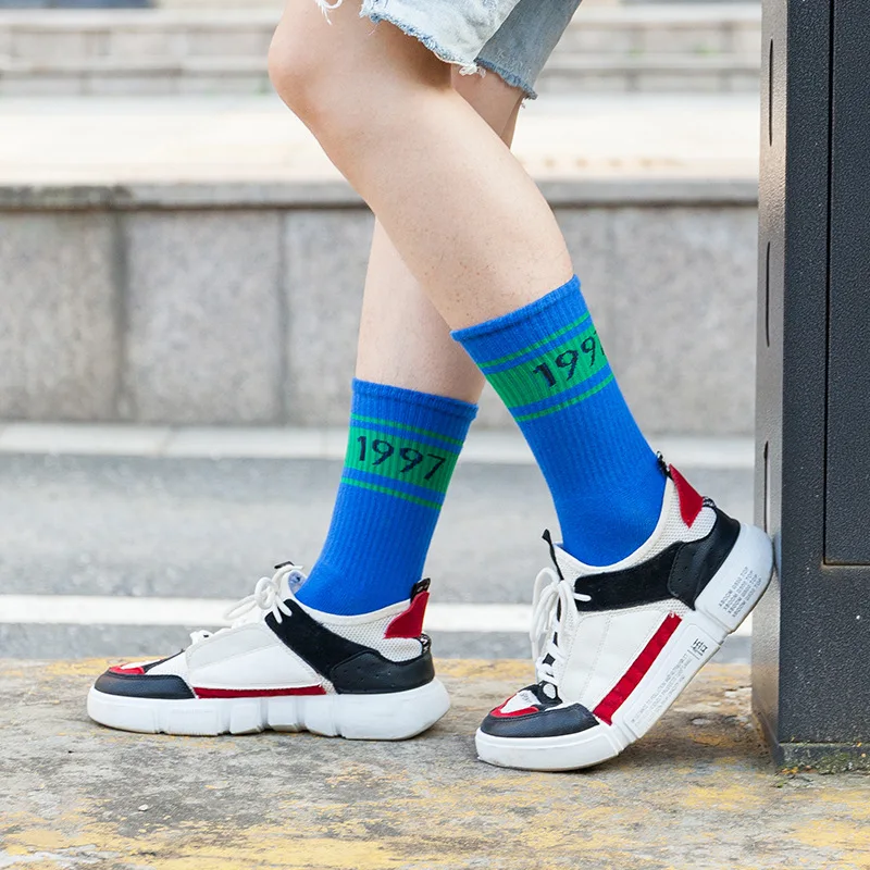 5 Pairs Thick Five Finger Socks Cotton Mid-Tube Elastic Outdoor Cycling Running Street Fashion Skateboard Sport Sock with Toes