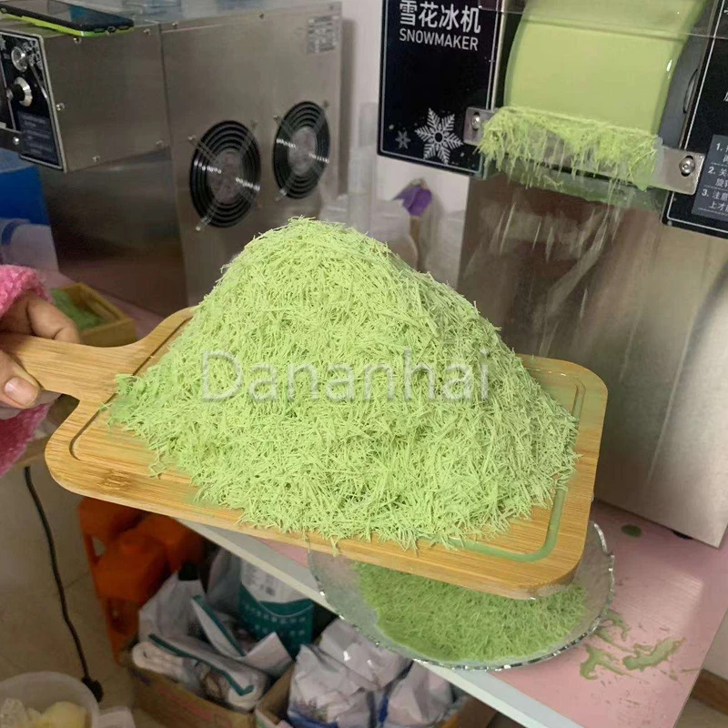 Air Cooled Snowflake Ice Maker 60kg/24H Korean Ice Speed Commercial Continuous Shaved Ice