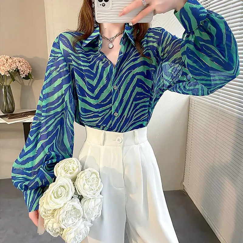 2023 Commute Korean Striped Blouse Vintage Contrasting Colors Spring Long Sleeve Female Clothing Single-breasted Polo-Neck Shirt