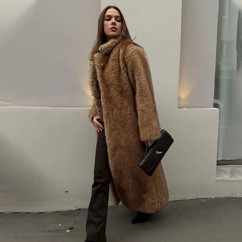 TARUXY Winter Female Faux Fur Overcoat Luxury Lapel Loose Fashion Commute Keep Warm Long Sleeve Outwear Women's Faux Fur jacket