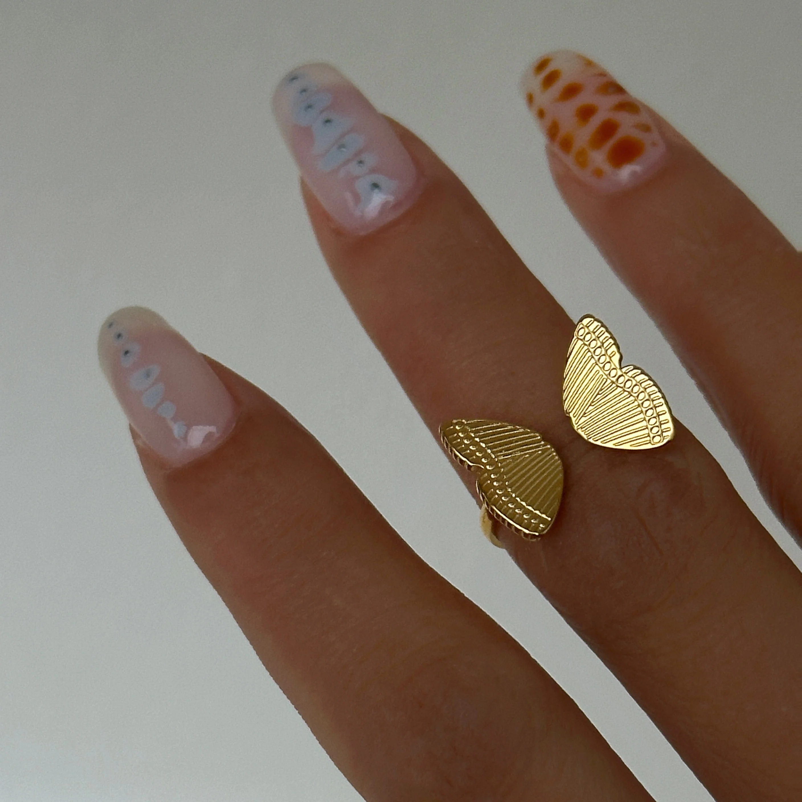 

DASEIN Golden Cute Butterfly Wings Ring for Girls Ins Trendy 18k Pvd Gold Plated Stainless Steel Polished Vintage Dainty Jewelry