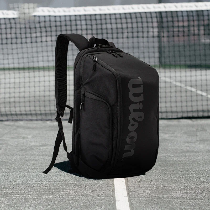 Wilson mochila de tenis Super Tour, bolsa de tenis de dos tonos, diseño minimalista, bolsillo de aislamiento rojo, Max Hold 2 Racquets