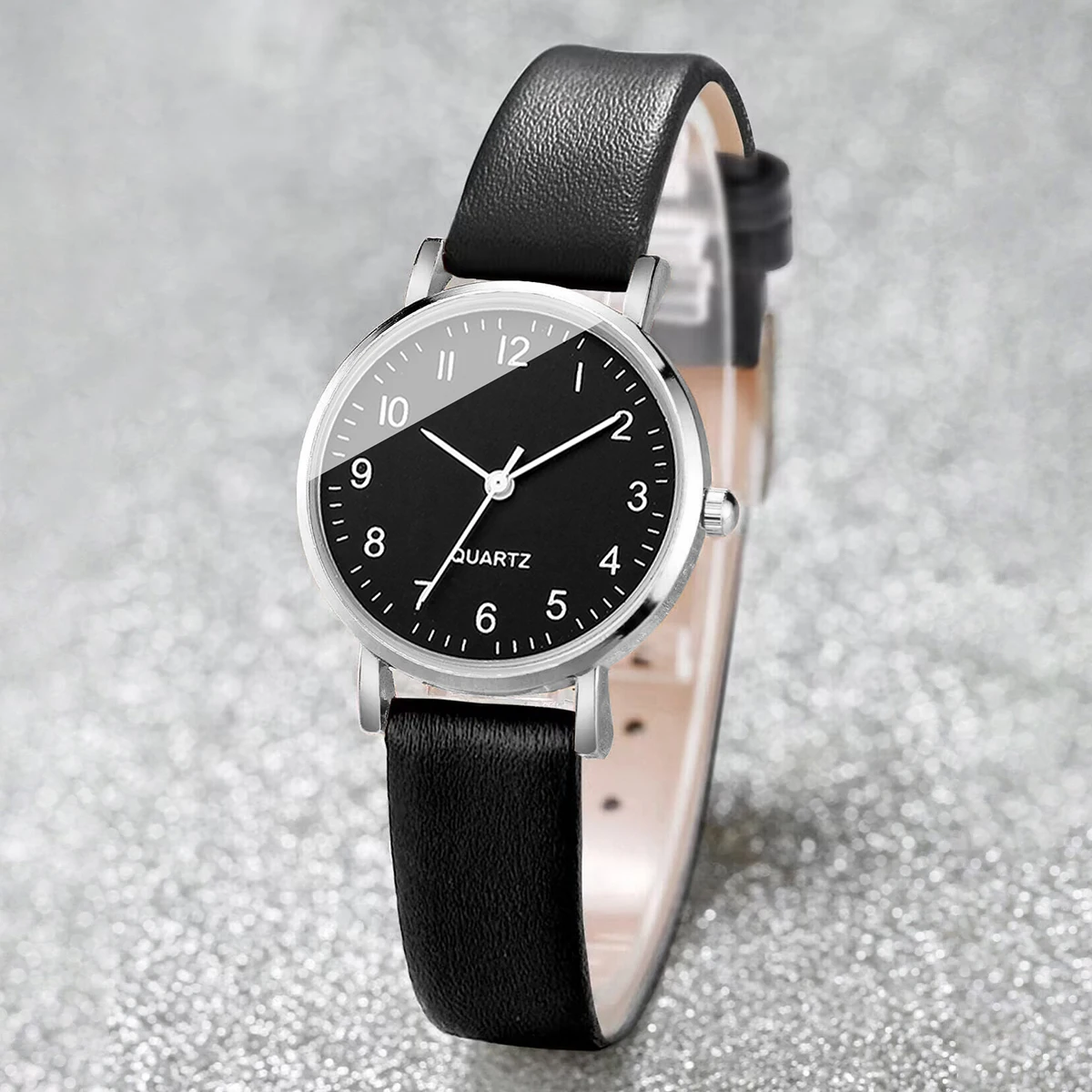 Women's Simple Leather Strap Quartz Watch, Gift