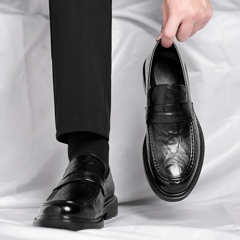 Mocasines clásicos con elevador para hombre, zapatos de conducción, mocasines suaves y cómodos, zapatos de cuero invisibles para boda y negocios