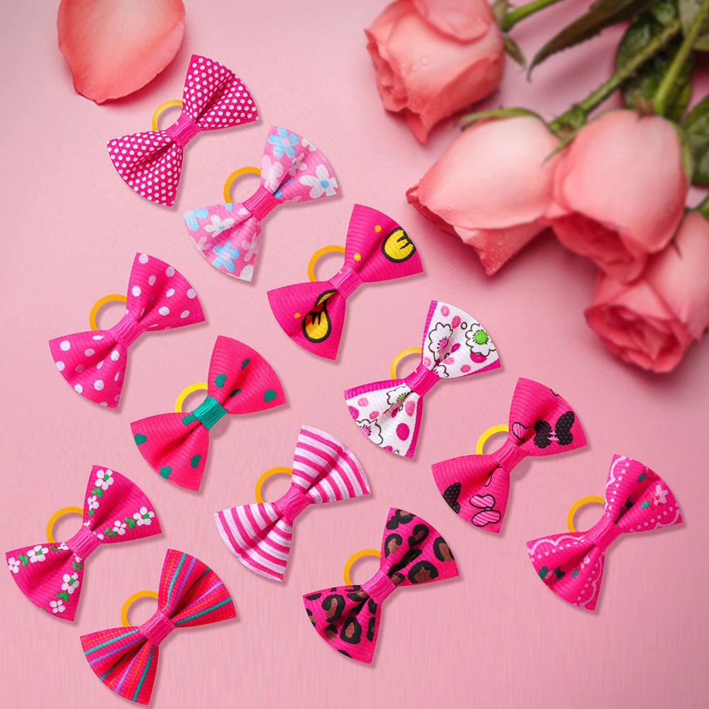 30 pezzi rosa piccoli fiocchi per peli di cani da compagnia cani bowknot toelettatura piccoli fiocchi per peli di cani con elastici fiocchi per cani