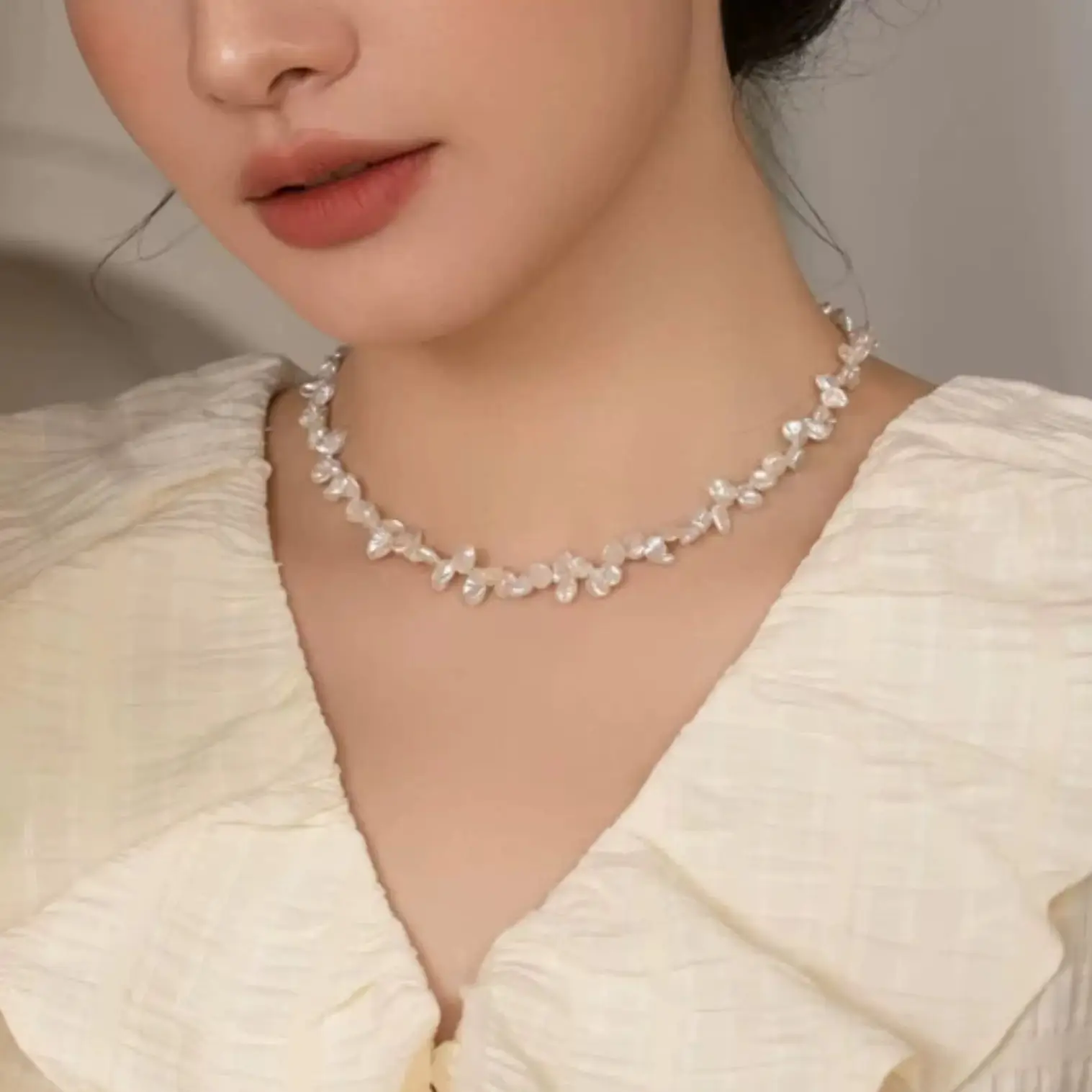 XF800 Fine jewelry Natural Pearl Necklace Petal Baroque Design Lockbone Chain Women's Jewelry Necklacexl202607007