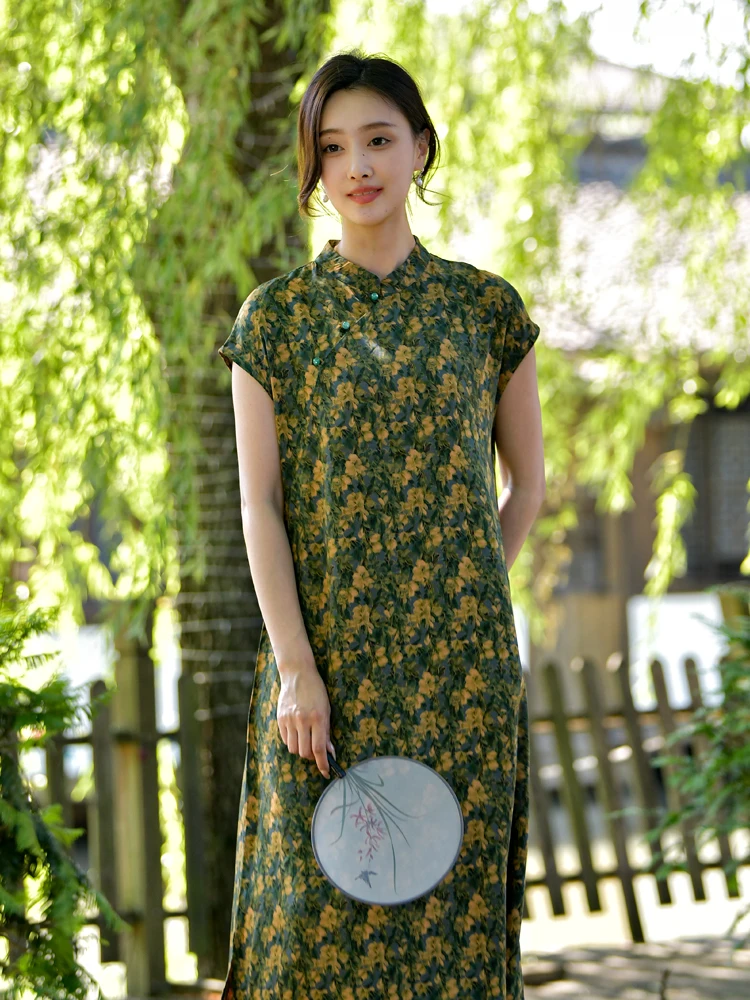 

Элегантное длинное платье-ципао из шелкового хлопка с цветочным принтом, обновленная версия, из искусственного хлопка, с низким разрезом, дышащее, летнее, новинка