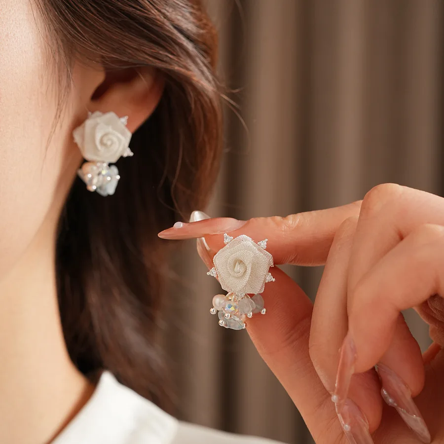 

NISHIZAWA Rose Freshwater Pearl Earrings Niche Earrings French Retro Exquisite Earrings