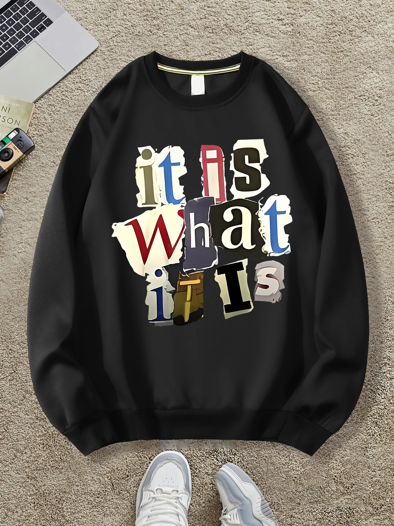 [قميص من النوع الثقيل غير الرسمي للرجال] بلوفر فضفاض برقبة دائرية، قماش بوليستر ناعم + طباعة فريدة، يدعم غسيل الماكينة