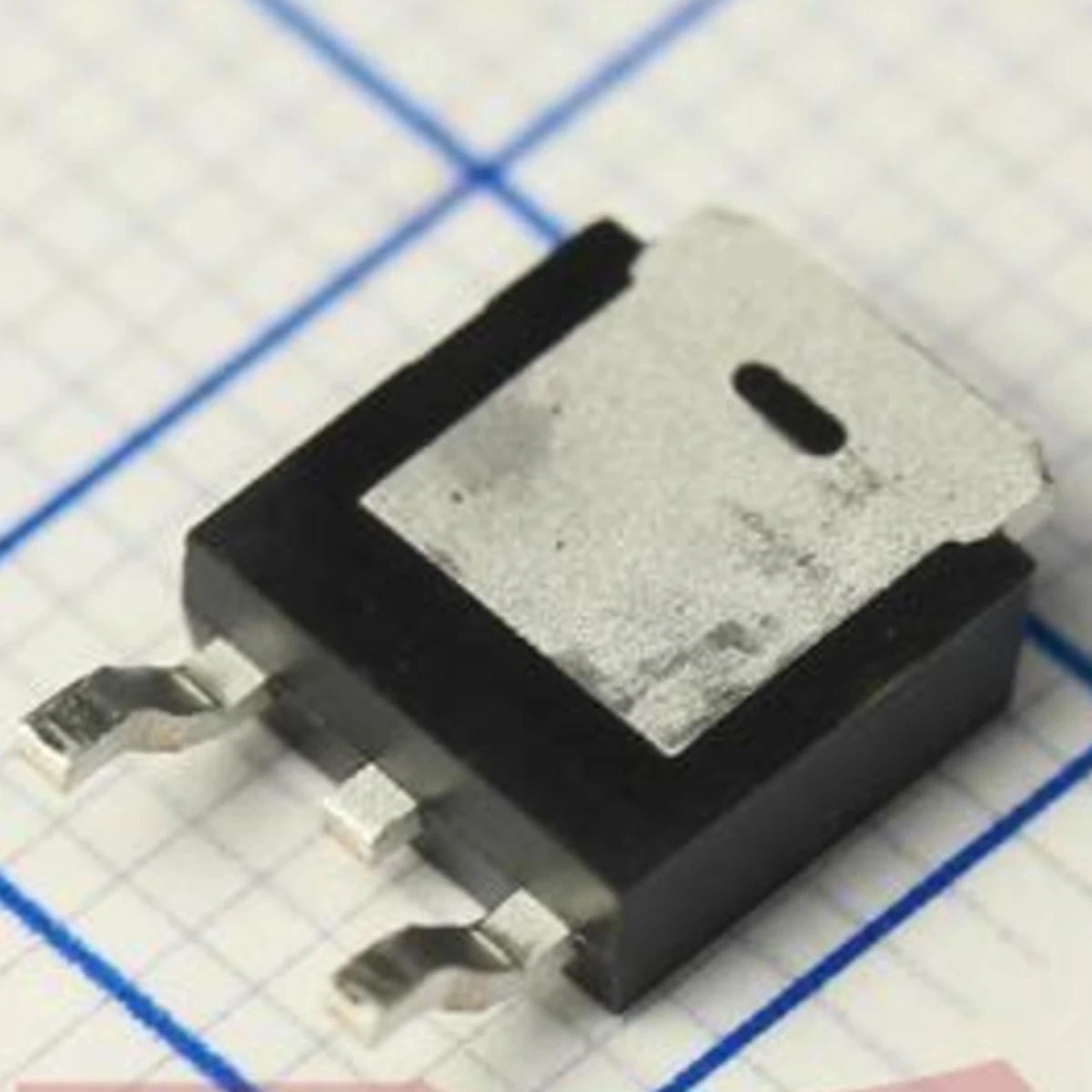 10PCS original SUD19N20-90 19N20-90 MOSFET 19N20 3W; 136W 200V 19A 1 N channel TO-252 (DPAK) SUD19N20-90-E3