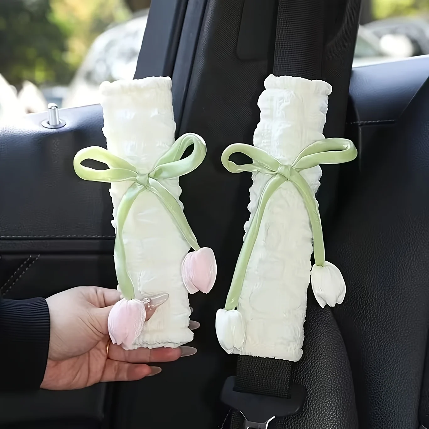 2/1 Piece with Random Color, Simulated Tulip Flower Car Seat Belt Shoulder Protector, Creative Car Seat Belt Anti-Lock Protective Cover, Suitable for All Seasons, Car Decoration, Halloween and Christmas Gift
