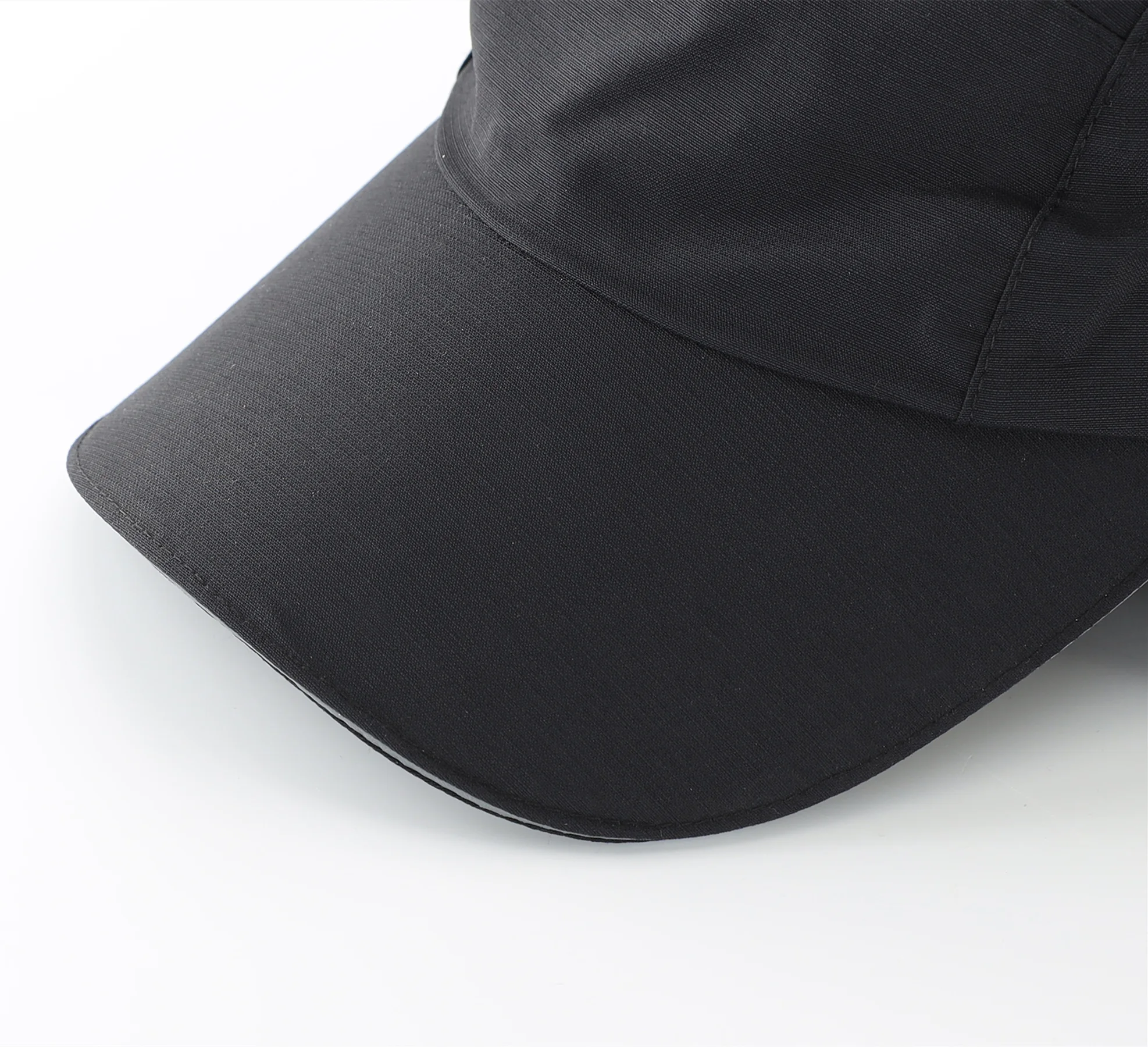 Connectyle Men's Water-Resistant Winter Hat Reflective Fleece Lined Earflap Cap Soft Warm Baseball Outdoor Sports Hat