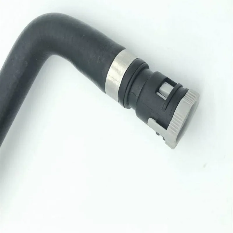 3M5H18C553YG 3M3H18C553YH BV6118K579YC مدخل أنابيب الهواء للتدفئة لفورد فوكس 2.0 2015