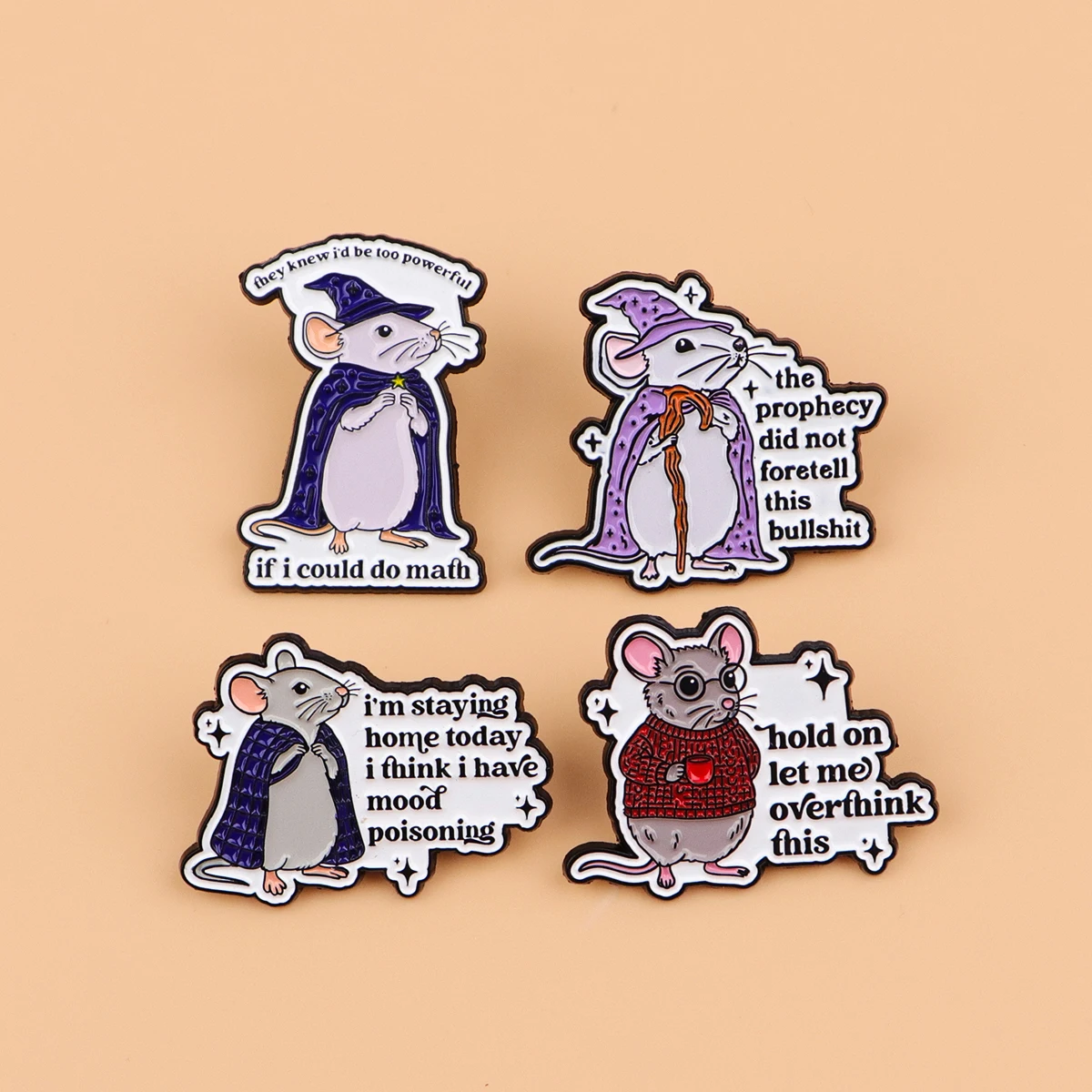 4 stücke Nette Maus Broschen Für Frauen Tier Emaille Pin Metall Abzeichen Schmuck Kleidung Rucksack Zubehör Freunde Geschenk