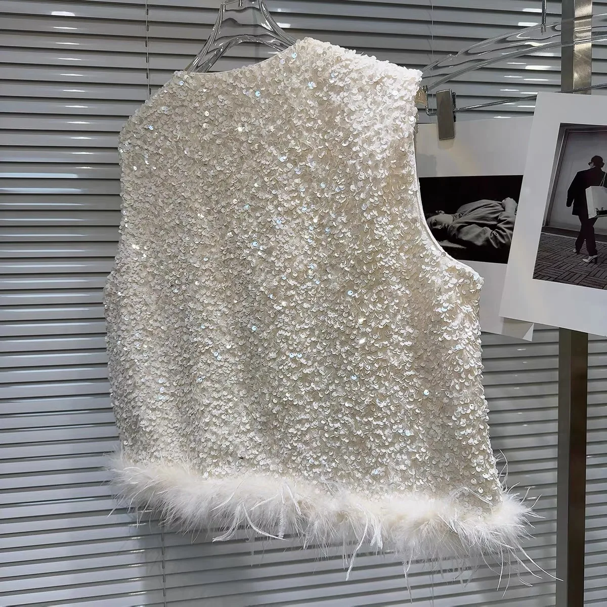 Vinatge Sequined Vest Women Spring Autumn Sleeveless Feather Waistcoat Elegant Jacket Veste Femme