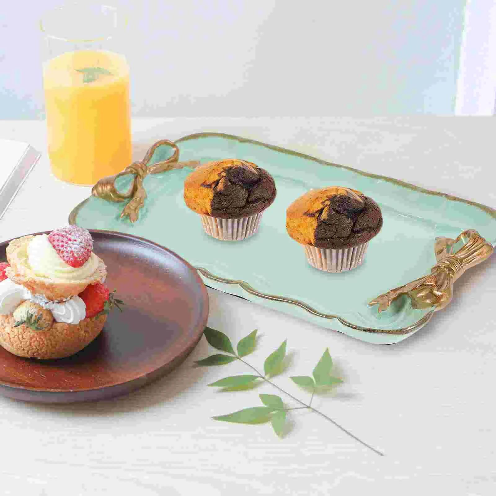 

Coffee Table Dessert Plate Decorative Tray Resin Serving Board Fruit Dish Vintage Plates For Food Dishes Light Green Platters