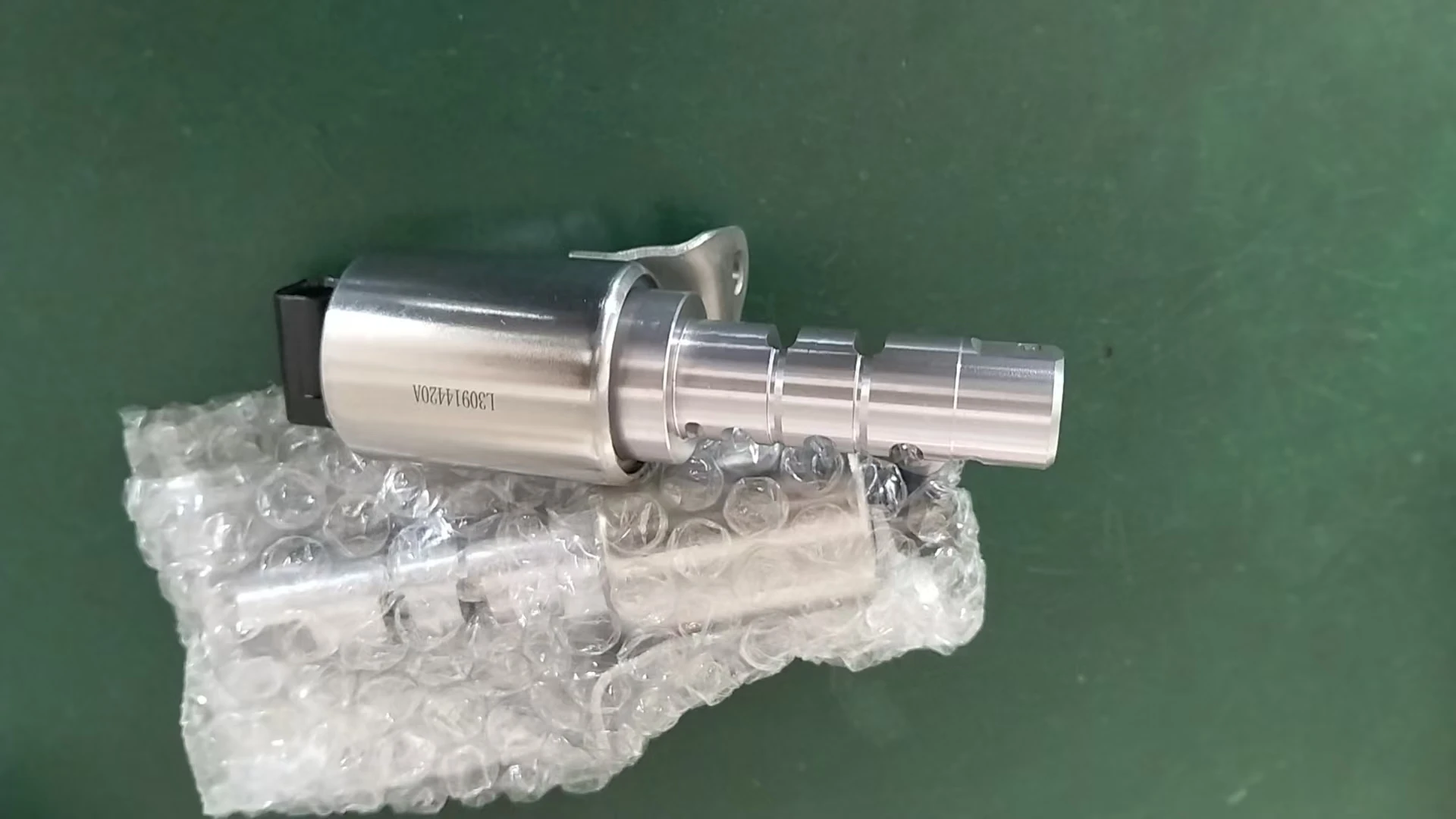 

Переменный клапан управления маслом для lf mazda6 2,0, электромагнитный клапан синхронизации VVT L30914420A L3K914420A L3R914420A