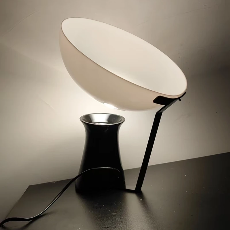 

NEW Danish Designer Table Lamp for Living Room Bedroom Bedside Reading Lamp Creative Home Decoration Lighting Warm Light