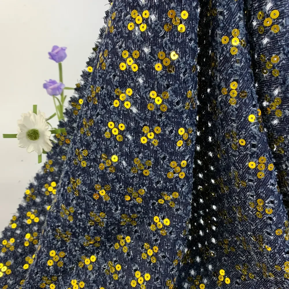 

Gold Sequin Embroidery Craft Ripped Single-Layer Denim Jean Fabric for Streetwear Denim Jacket