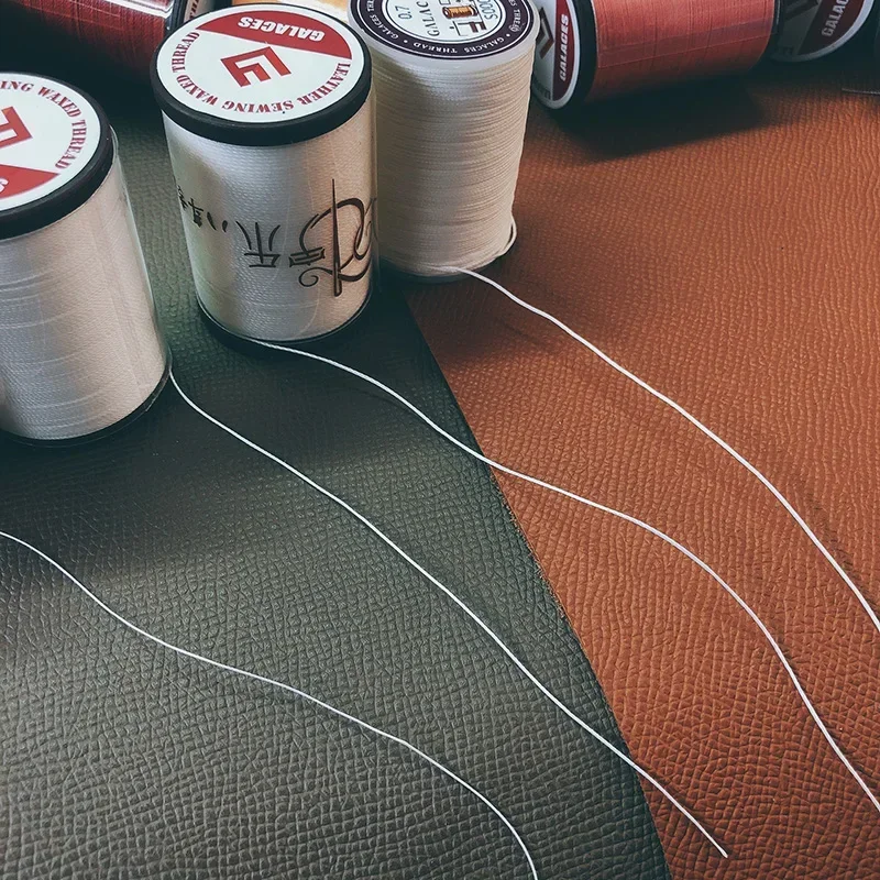 0.55 مللي متر 80 متر جودة عالية جولة الخياطة الشمع الموضوع البوليستر قوة الموضوع التطريز اليدوي لسوار الجلود الحرفية #4