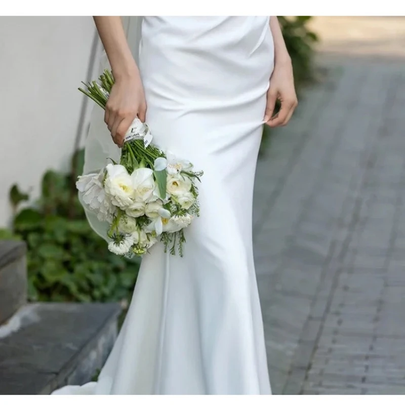 Robe de mariée légère en Satin pour femmes, épaules dénudées, Style français, sirène, robes de soirée élégantes, robe blanche personnalisée