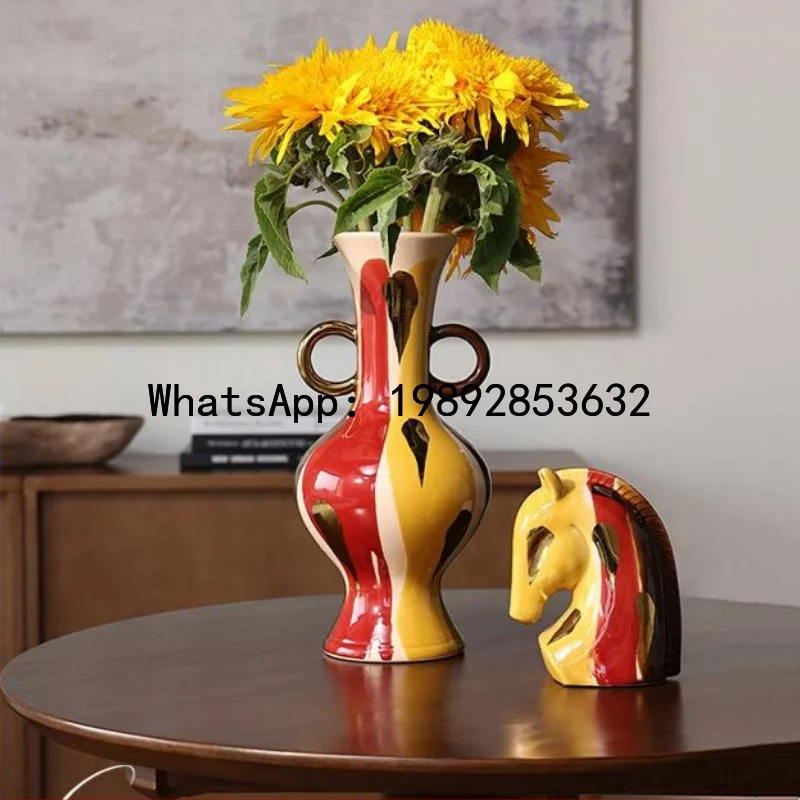 

Ceramic Vase Colored Hand-drawn Geometry Flower Vase Horse Head Simulated Animal Statues Ceramic Handicrafts Home Decoration