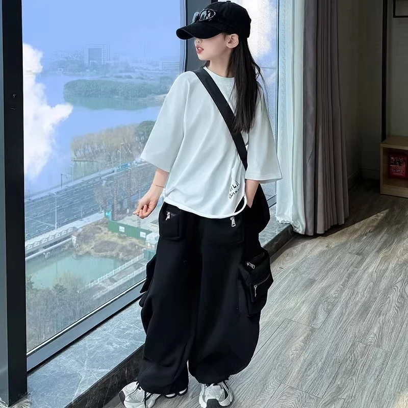 

Girls' Loose-Fit Short-Sleeve Shirt and Cargo Pants Set2026New summer fashion children's stylish casual tops for older kids
