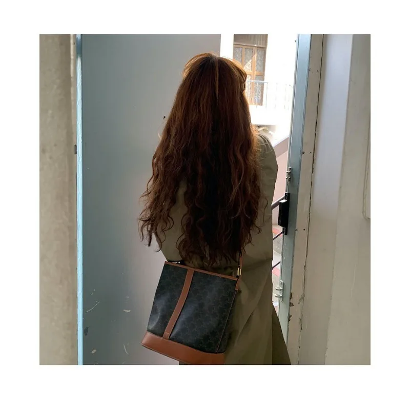 أزياء الشتاء الرجعية فضفاضة المرأة الملابس القطنية الدافئة التخسيس ملابس خارجية الترفيه الصلبة تخفيف معطف المرأة