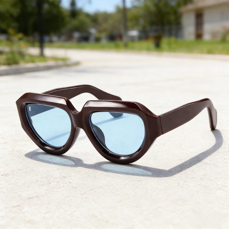 

New Fashion Oversized Sunglasses Unisex Hip-Hop Retro Asymmetrical Frame Shades Outdoor Street Style UV-Protective Eyewear