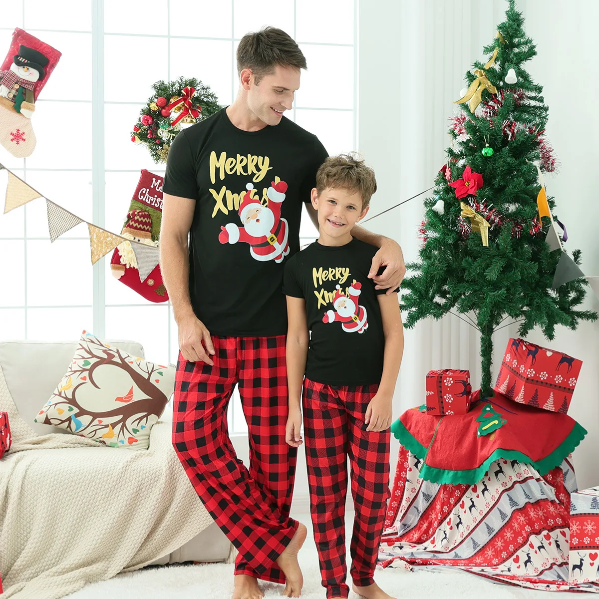 2024 New Short Sleeve T-Shirt+Long Pants Christmas Pajamas Set Adults Kids Matching Outfits Merry Xmas Print Costume Family Look