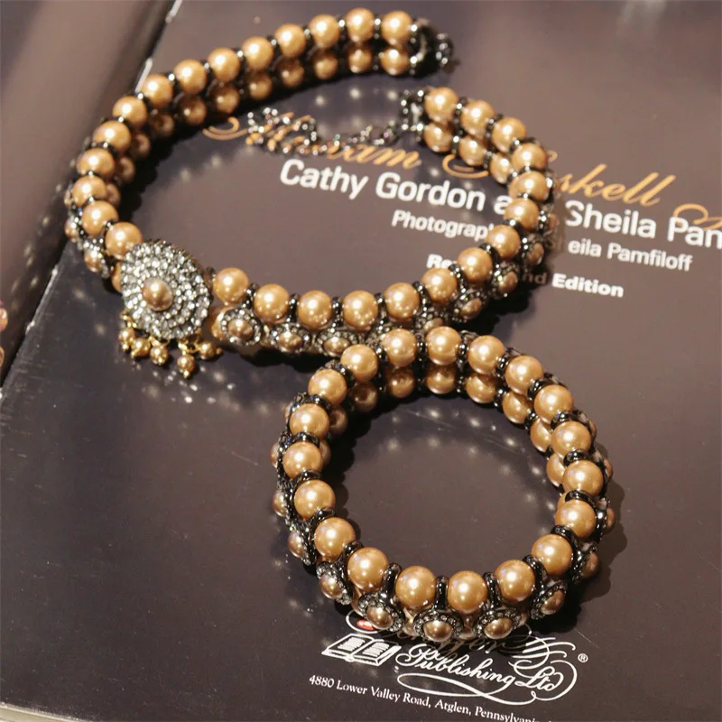 

Винтажный браслет из жемчуга и бусин, ожерелье, инкрустированный бриллиантами, роскошная легкая роскошная цепочка на ключицу